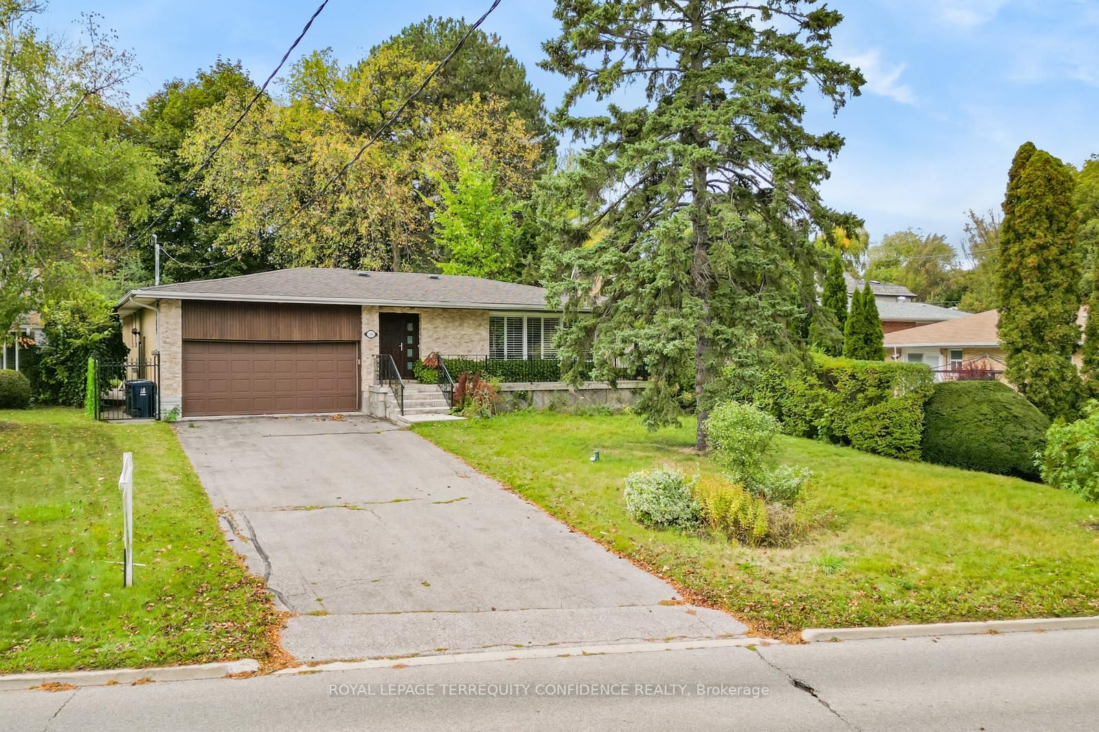 58 Burbank Dr