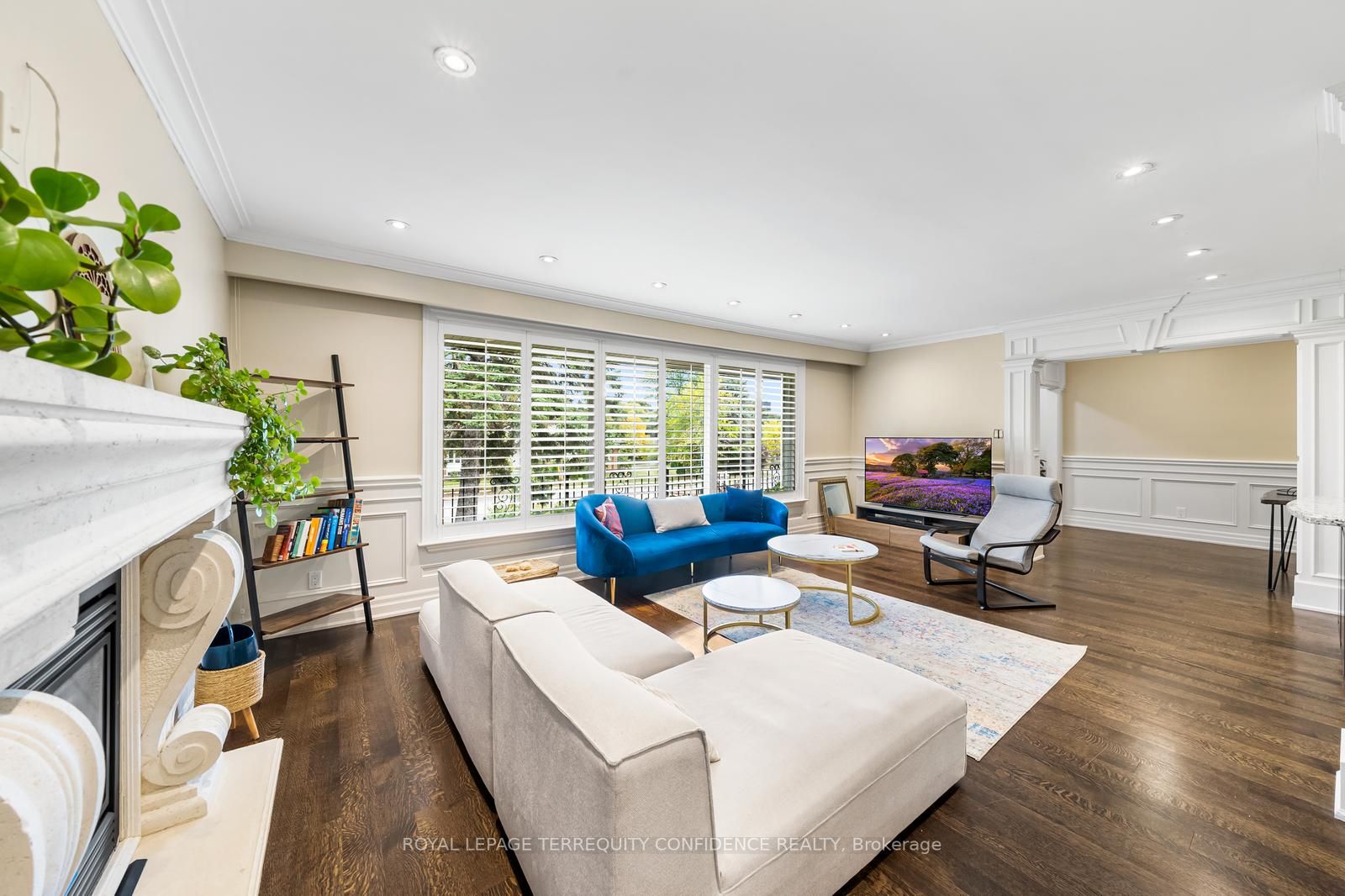 58 Burbank Dr