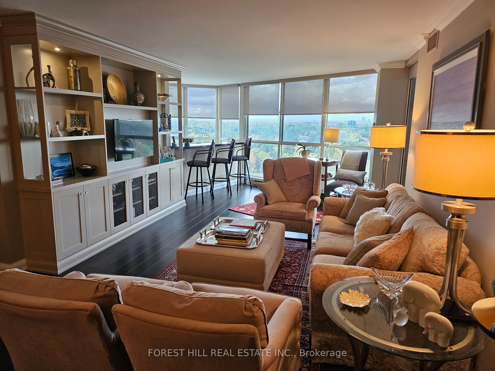 85 Skymark Dr, #1005