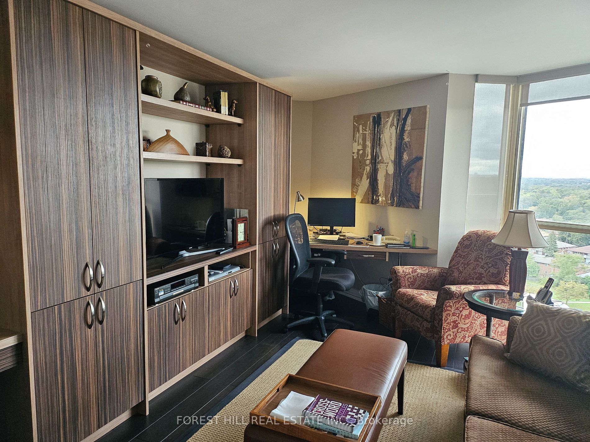 85 Skymark Dr, #1005