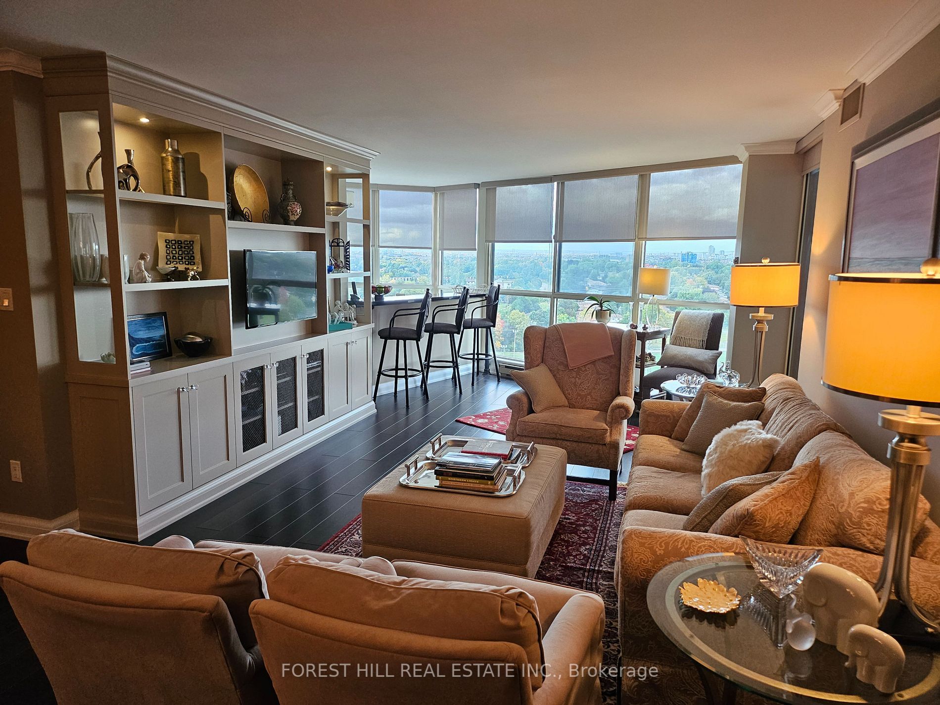 85 Skymark Dr, #1005