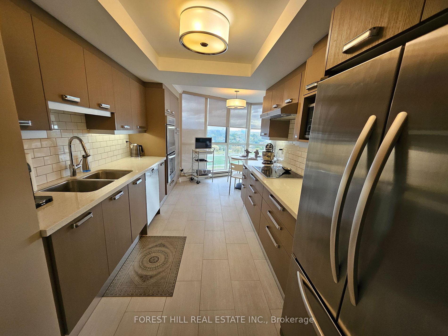 85 Skymark Dr, #1005