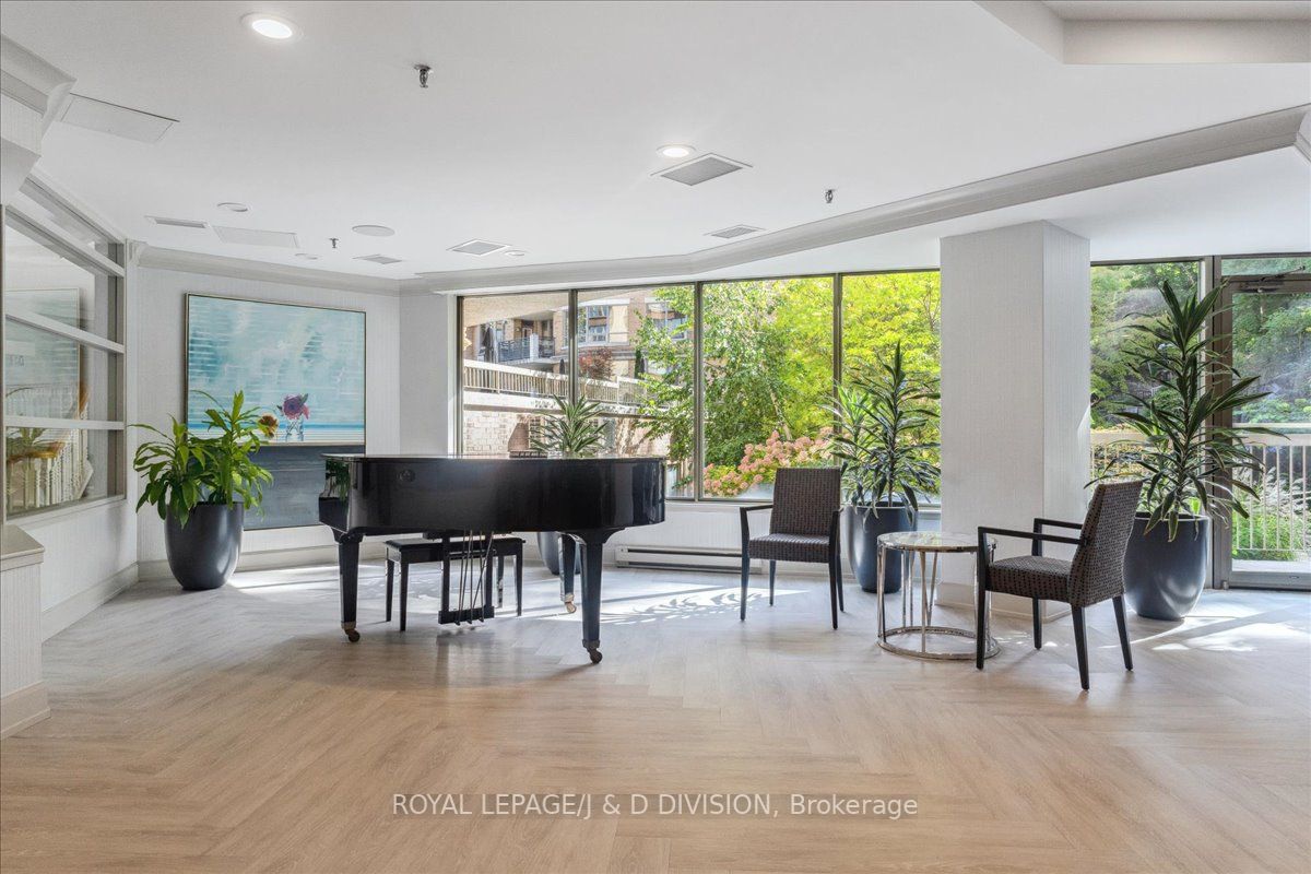 3600 Yonge St, #Ph25