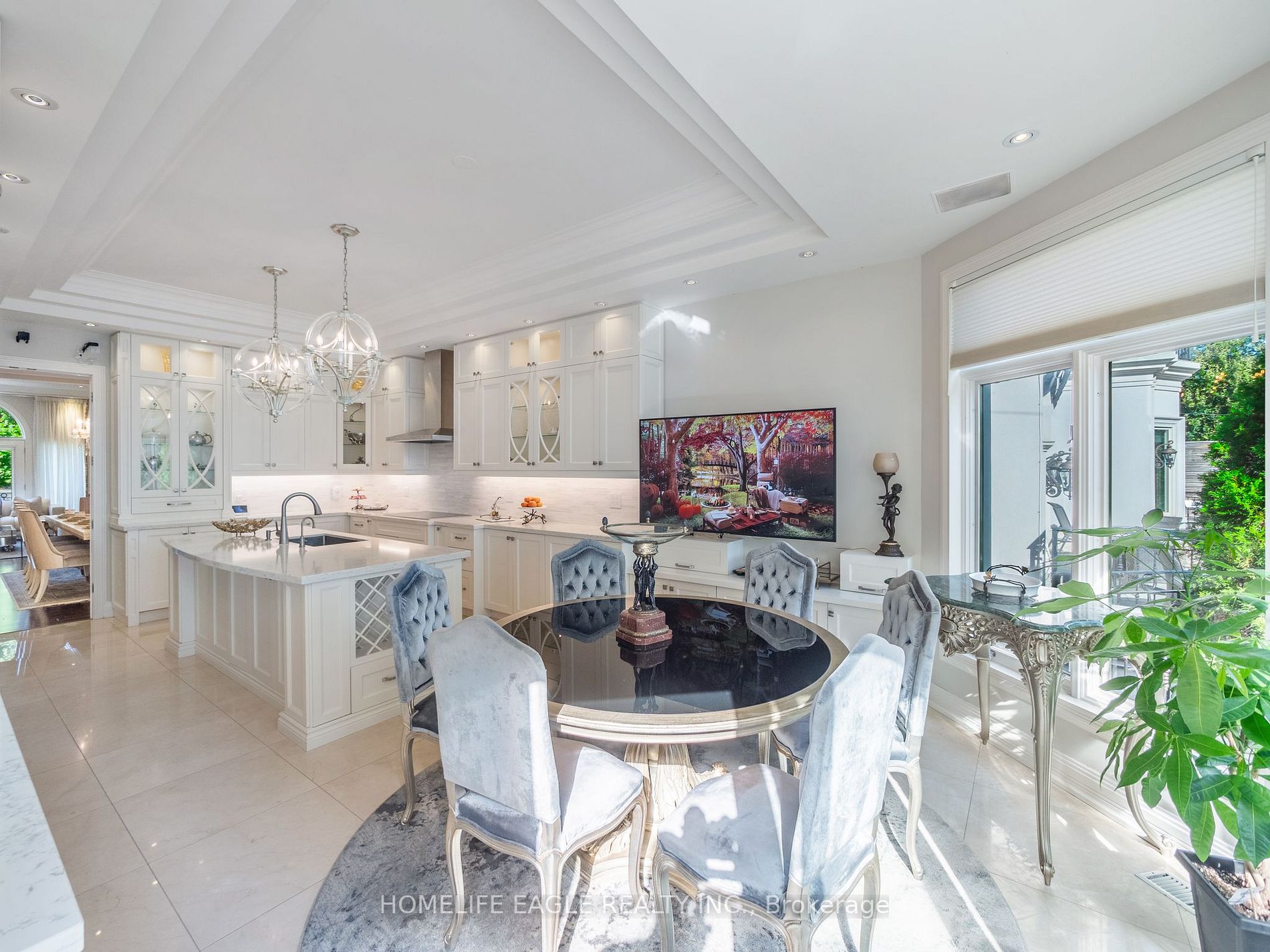 149 Dunvegan Rd