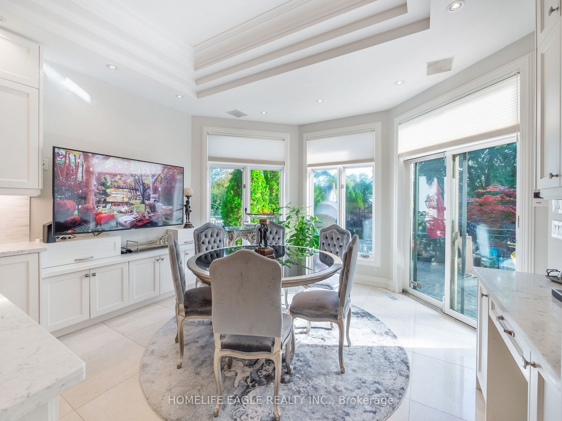 149 Dunvegan Rd