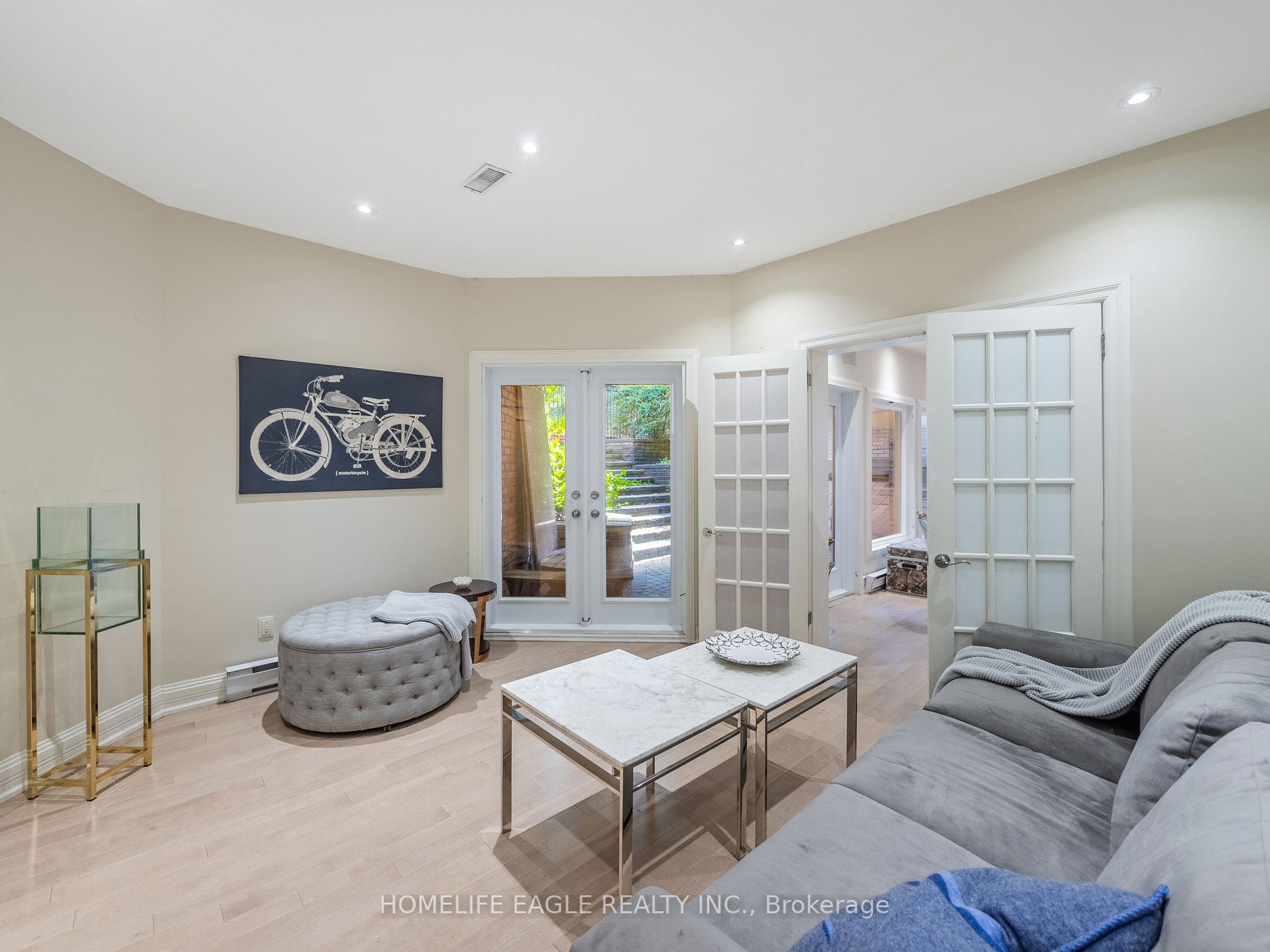 149 Dunvegan Rd