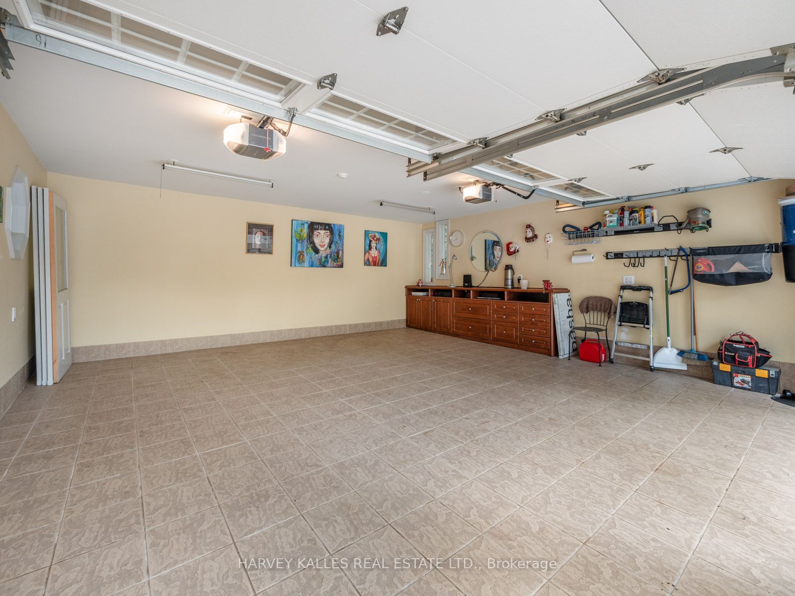 90 Burndale Ave