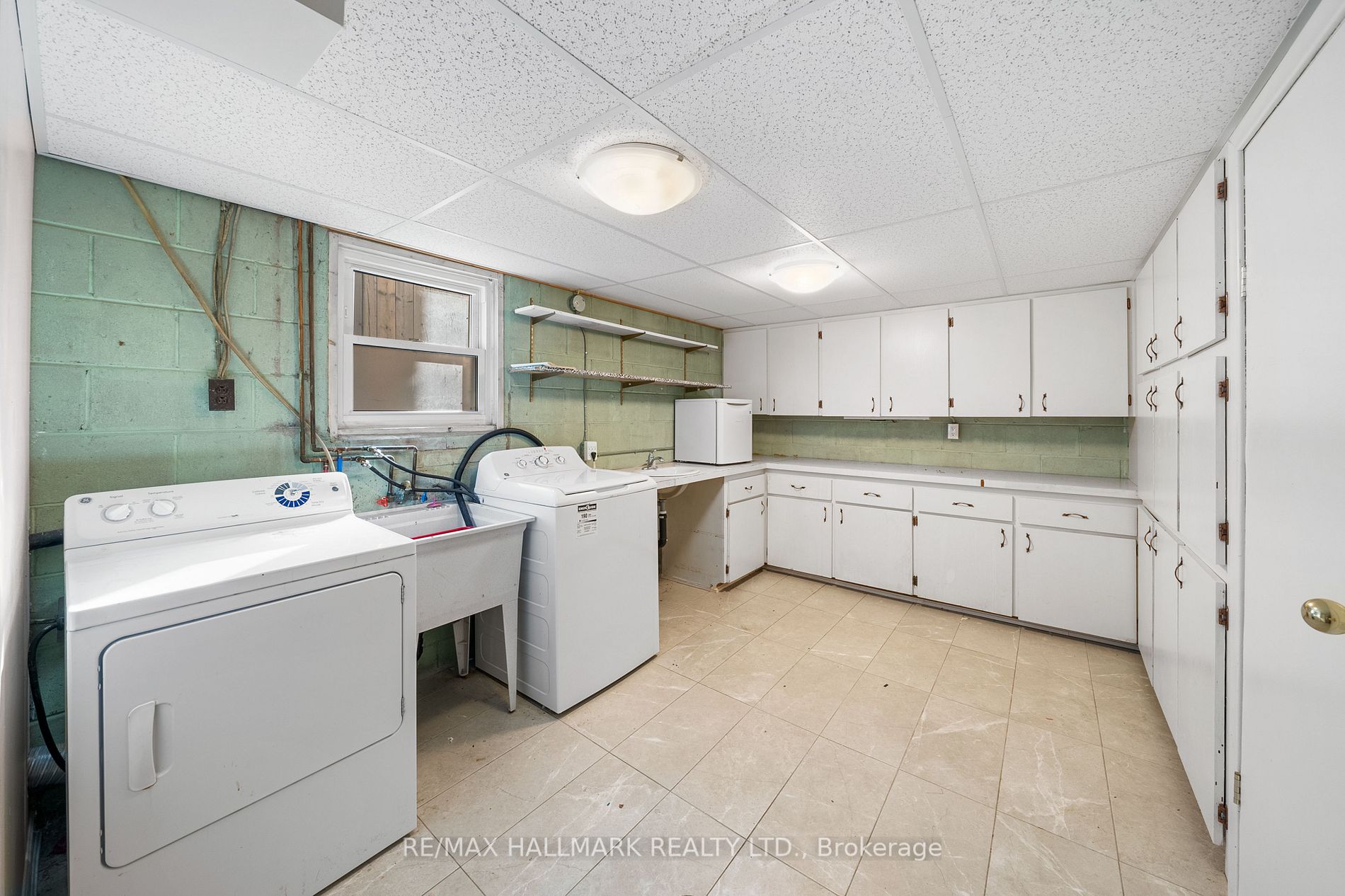 159 Newton Dr