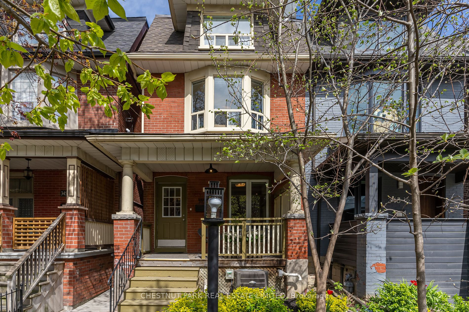 345 Markham St