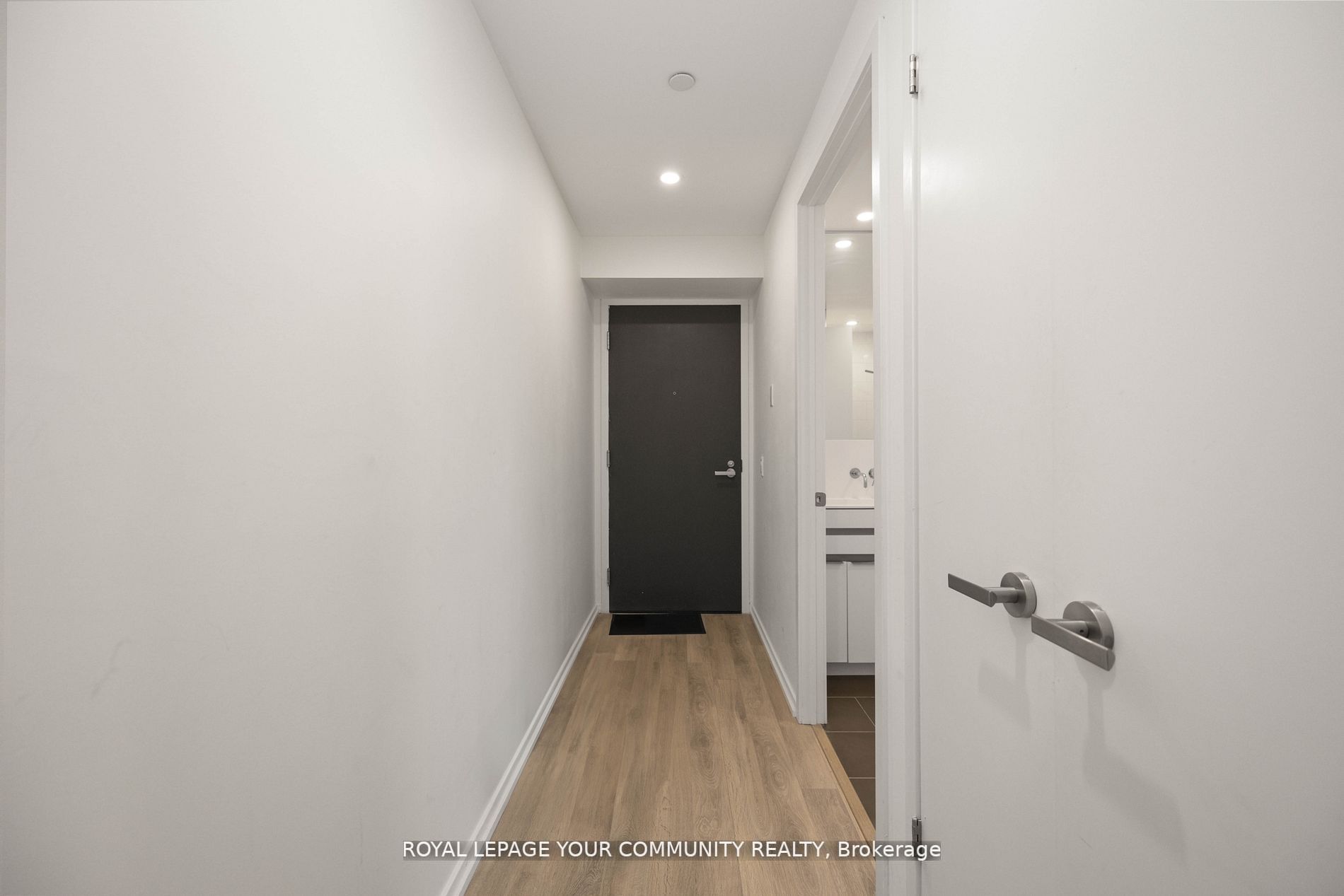 197 Yonge St, #3209