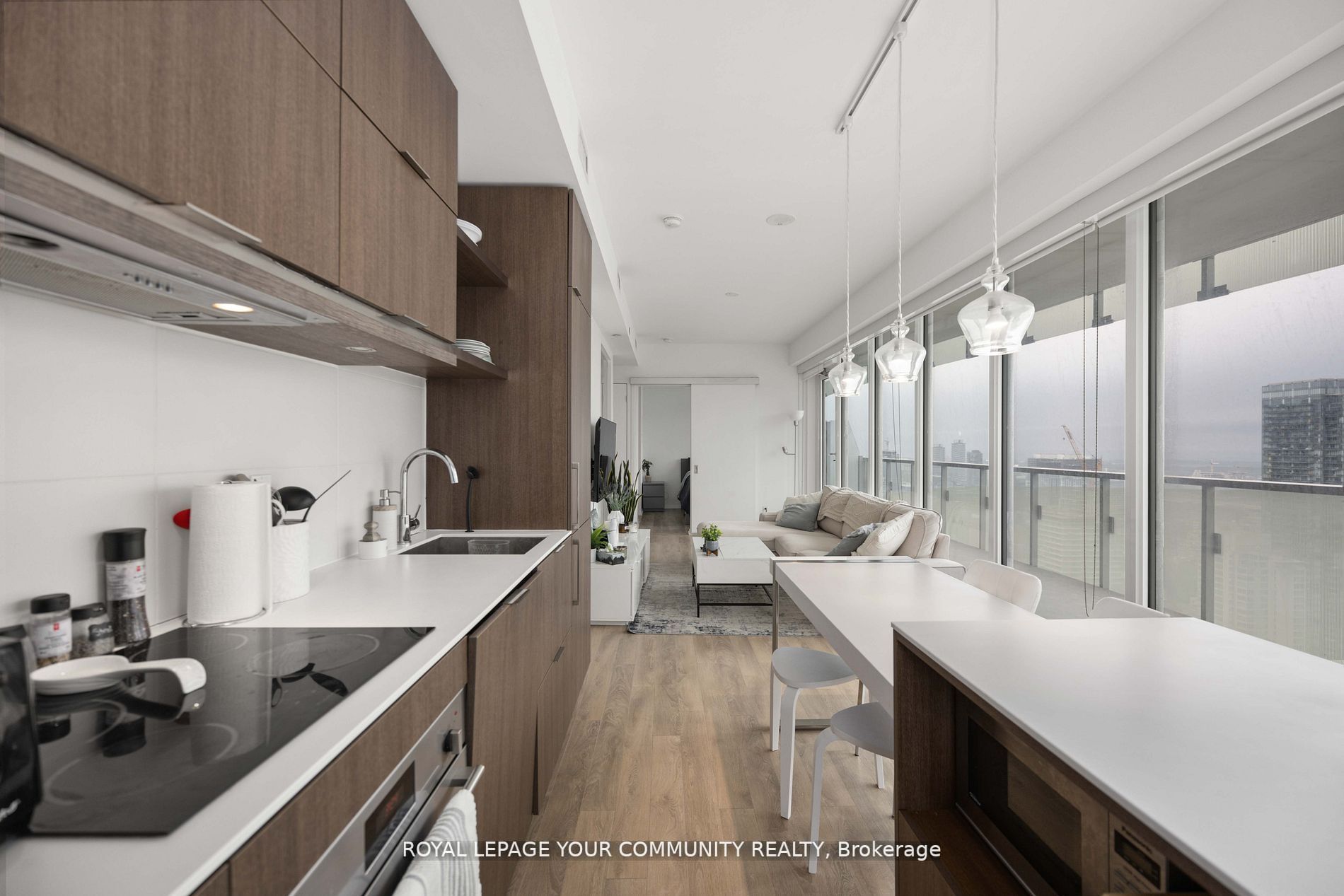 197 Yonge St, #3209