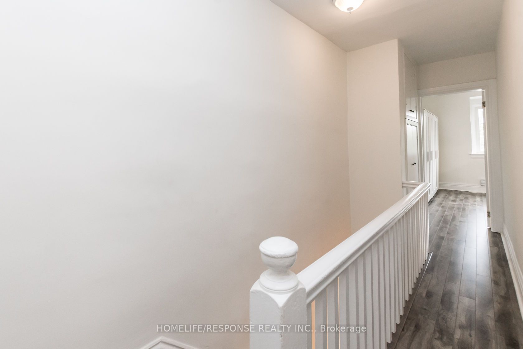 20 Golden Ave, #Upper