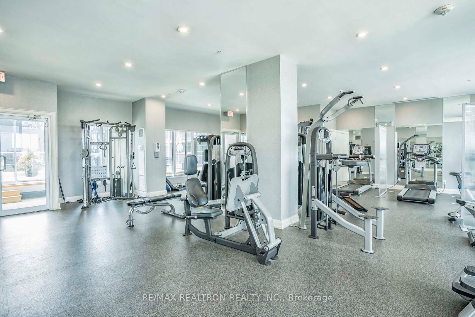 555 Wilson Ave, #E114