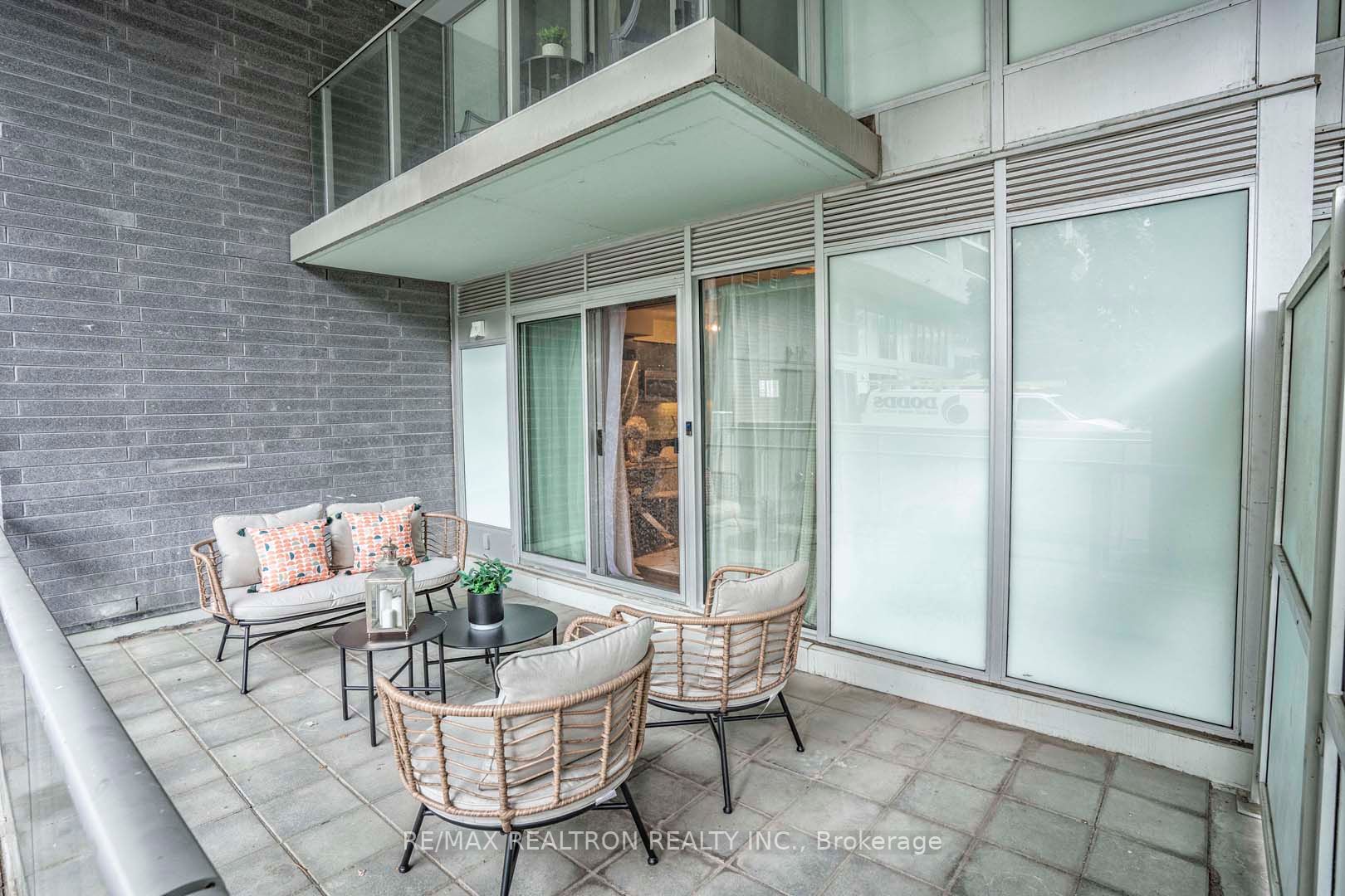 555 Wilson Ave, #E114