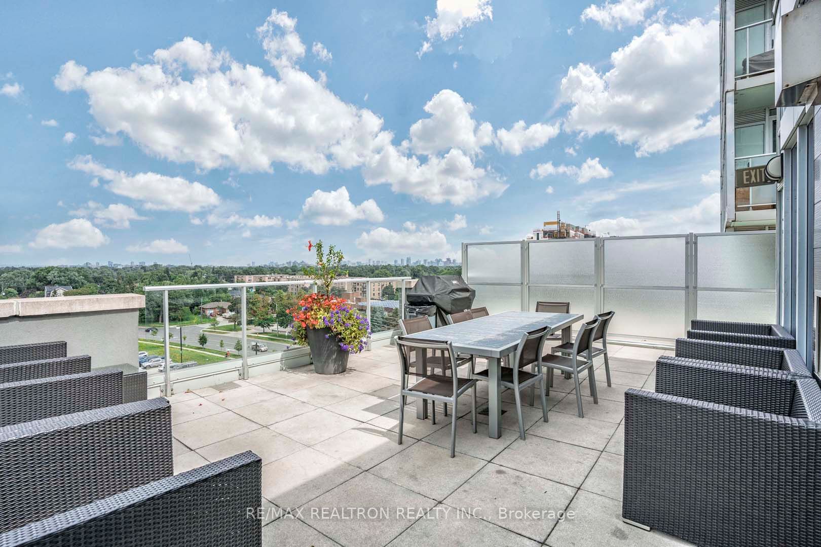 555 Wilson Ave, #E114