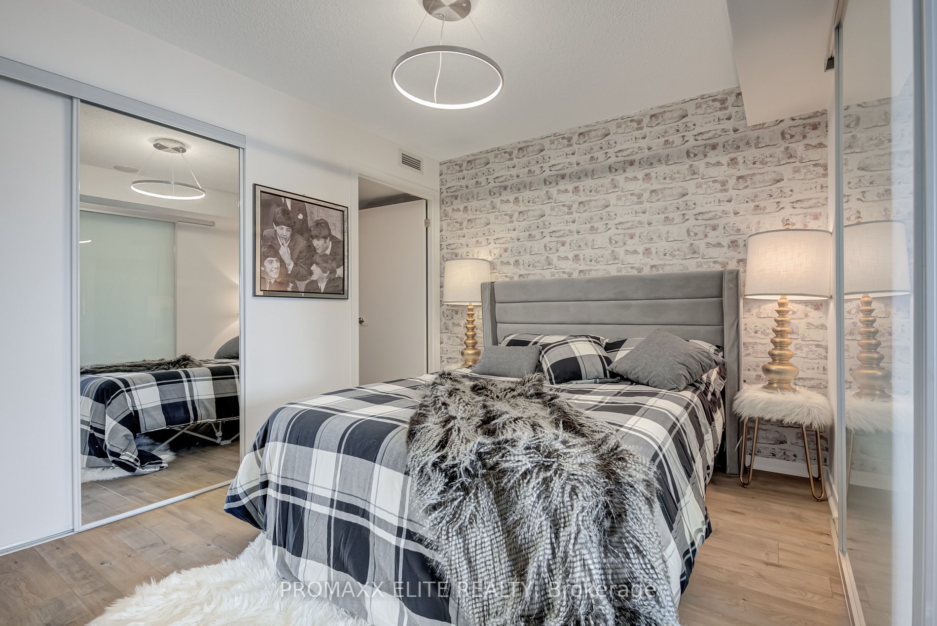 38 Joe Shuster Way, #1601