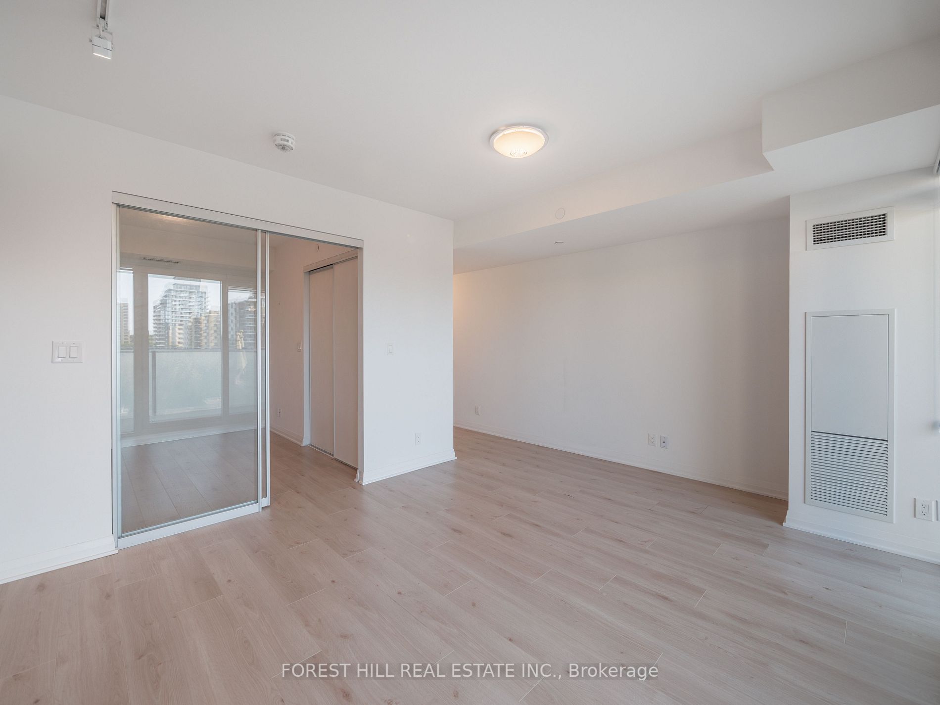 99 Foxbar Rd, #1007