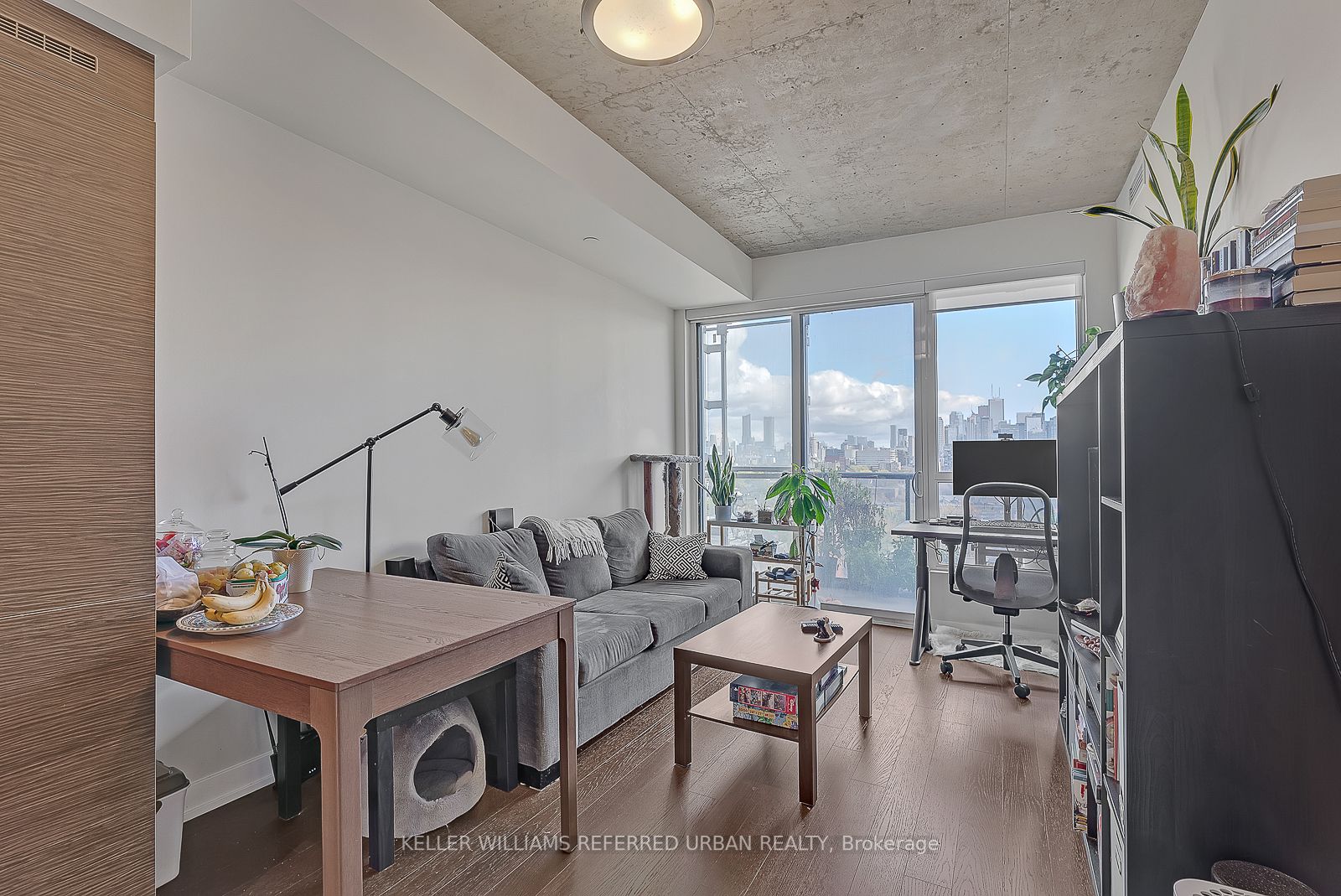 1030 King St W, #905