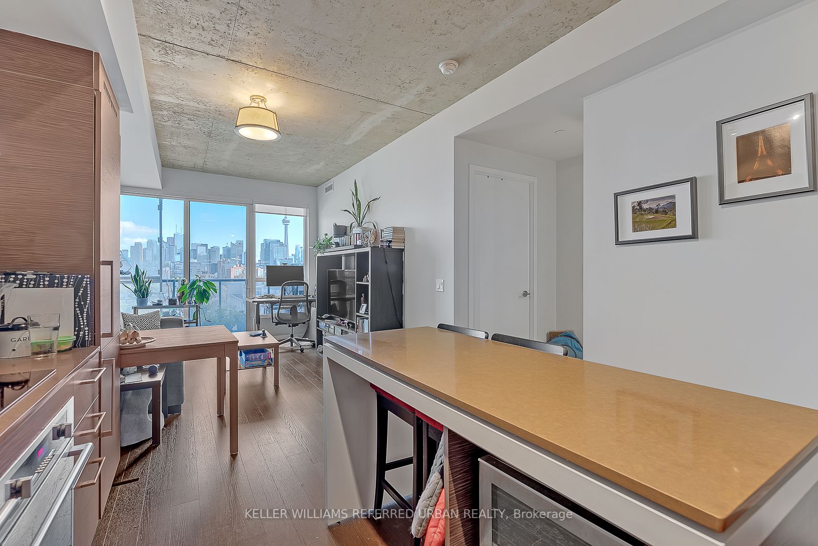 1030 King St W, #905