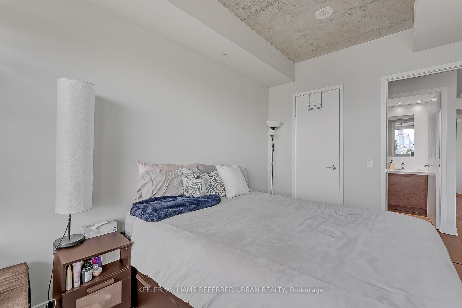 1030 King St W, #905