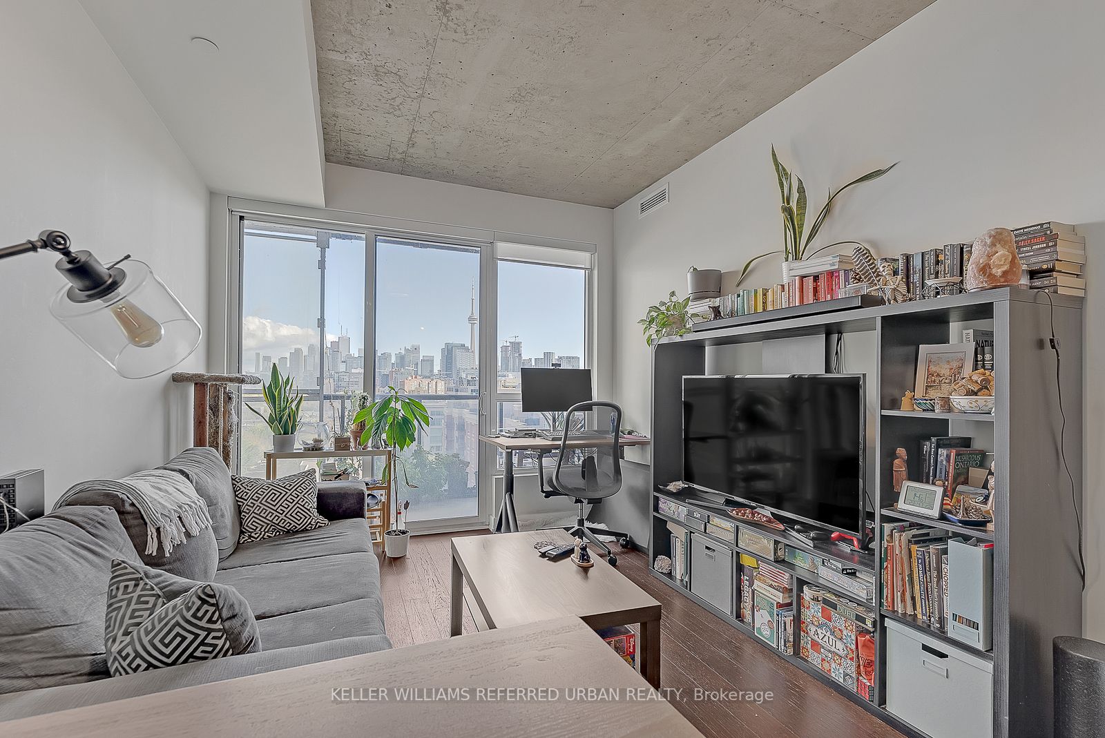1030 King St W, #905