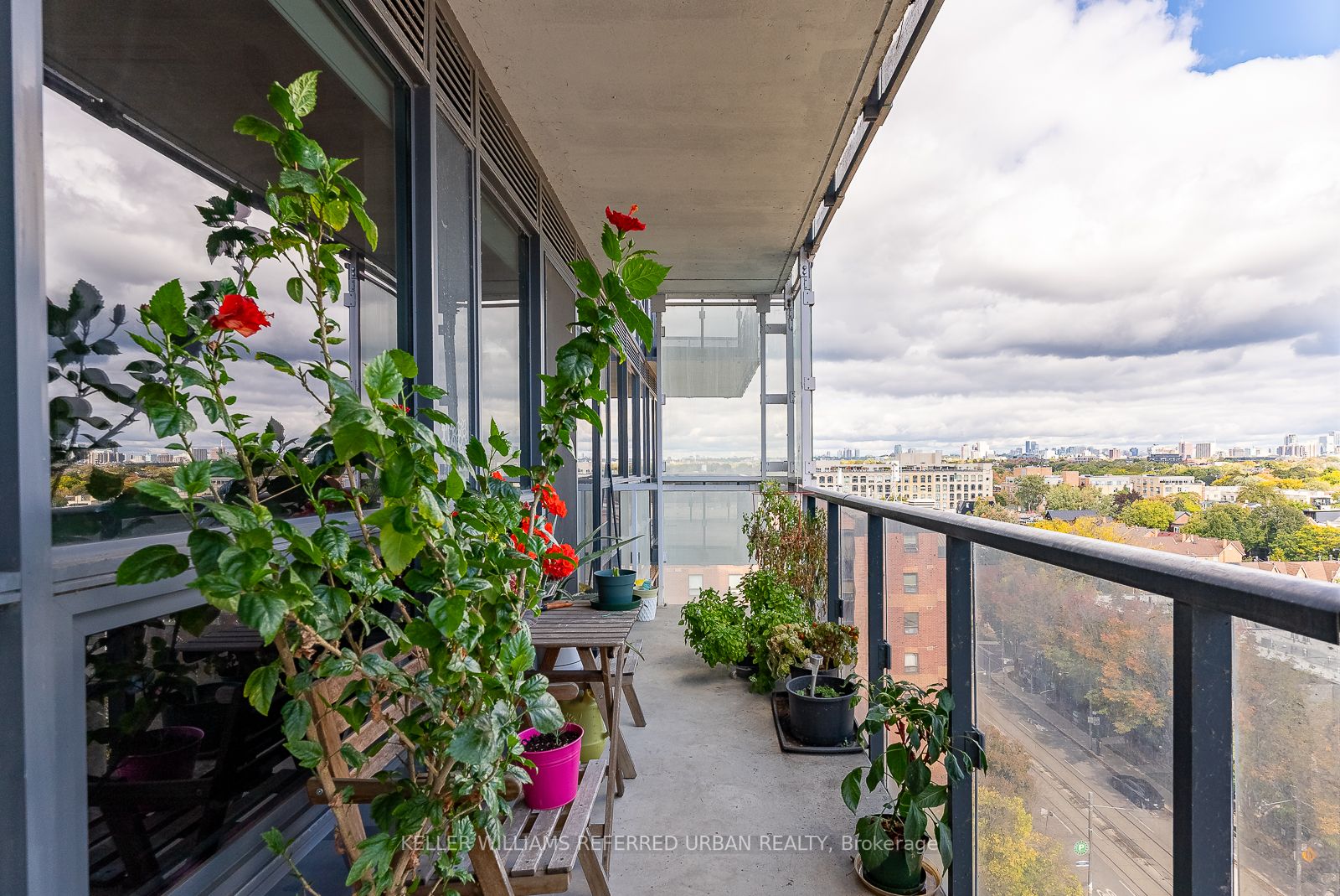 1030 King St W, #905