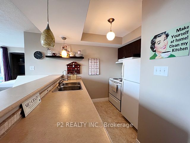801 King St W, #924