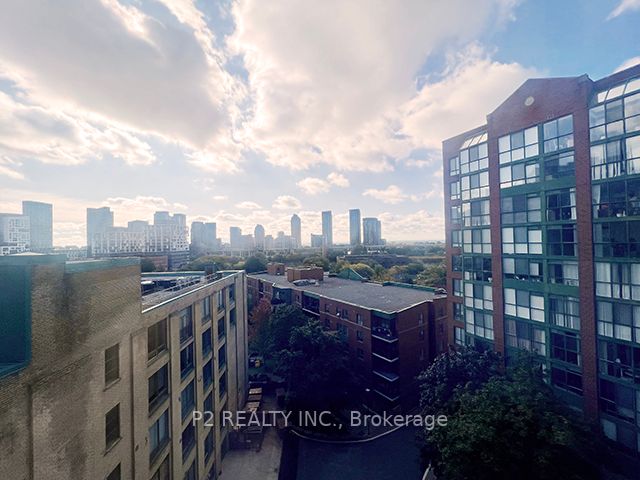 801 King St W, #924