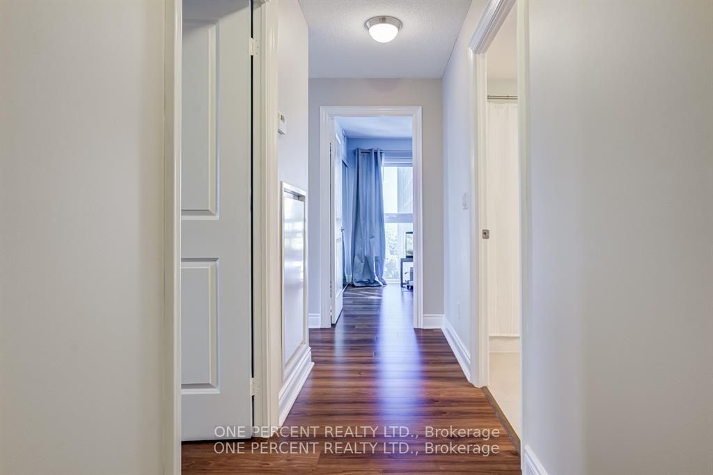 28 Ted Rogers Way, #1109