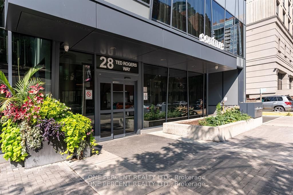 28 Ted Rogers Way, #1109