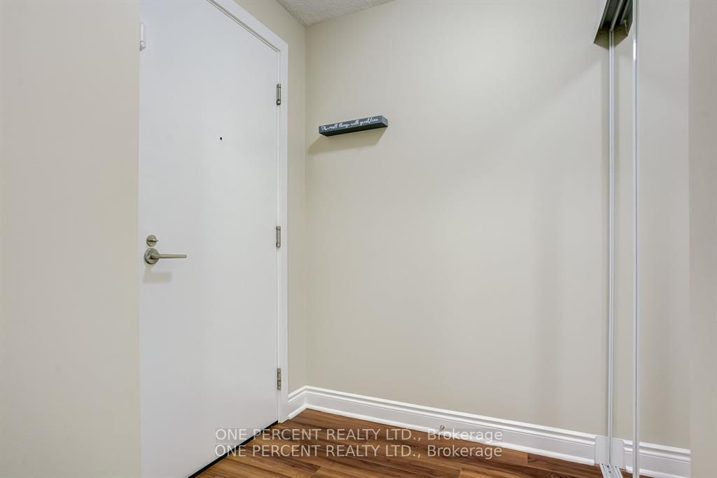 28 Ted Rogers Way, #1109