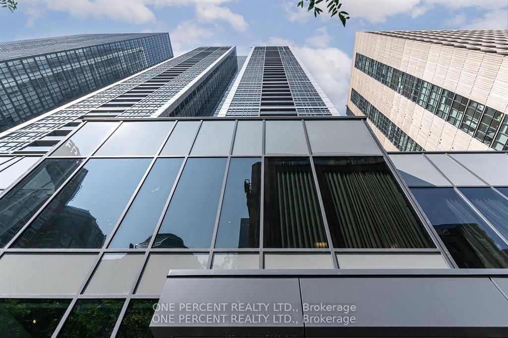 28 Ted Rogers Way, #1109