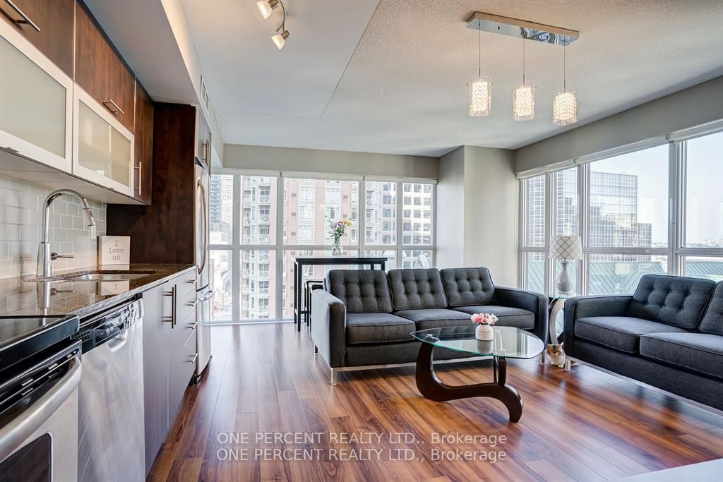 28 Ted Rogers Way, #1109