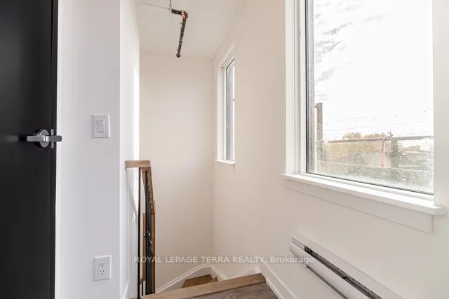 871 Sheppard Ave W, #21