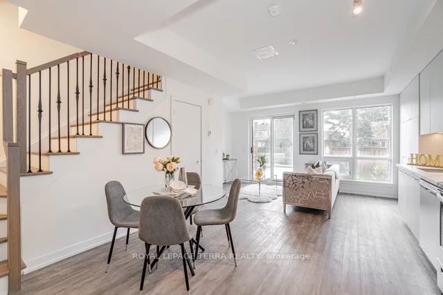 871 Sheppard Ave W, #21