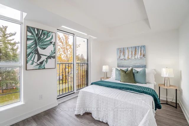 871 Sheppard Ave W, #21