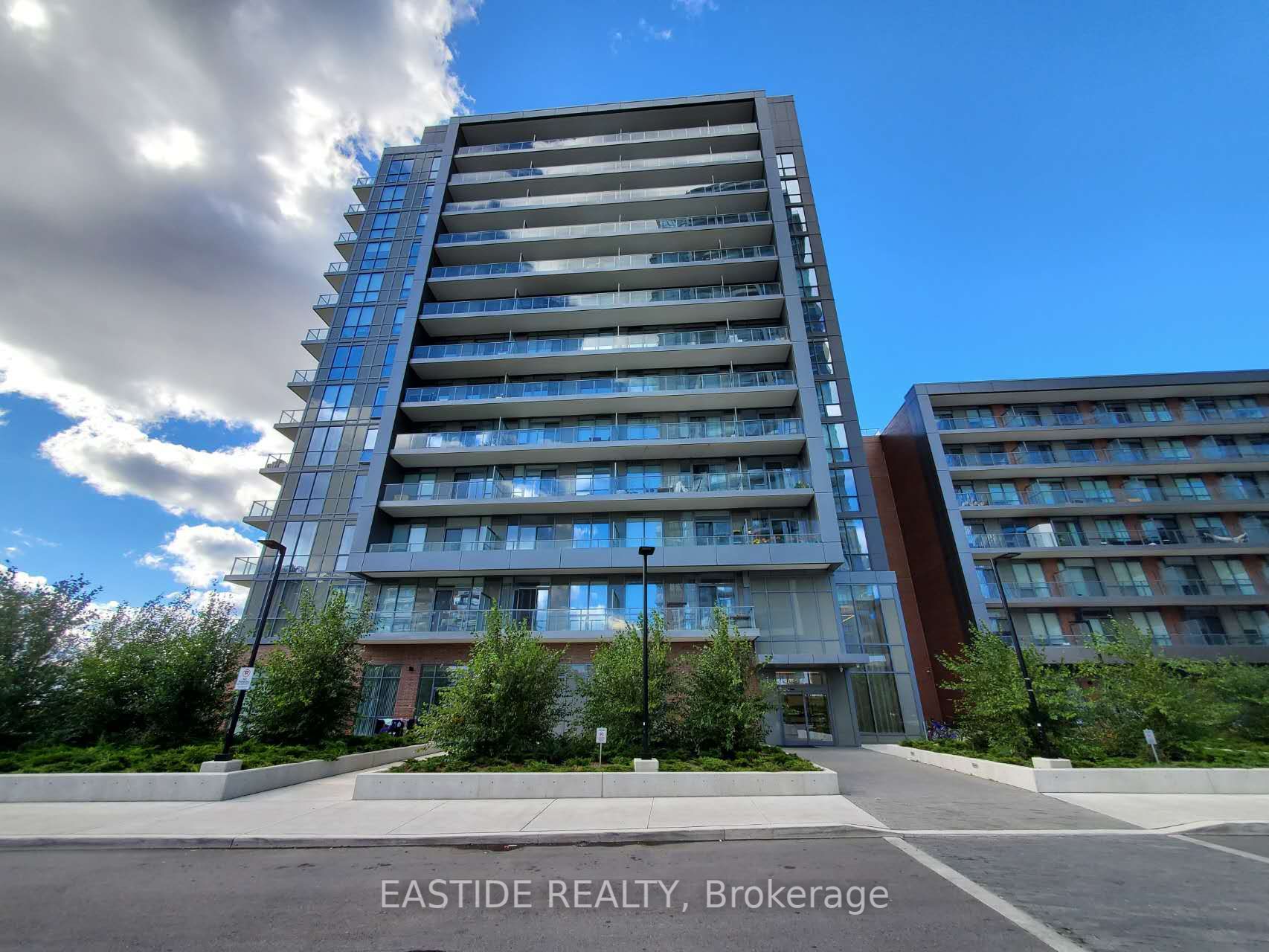 36 Forest Manor Rd, #515