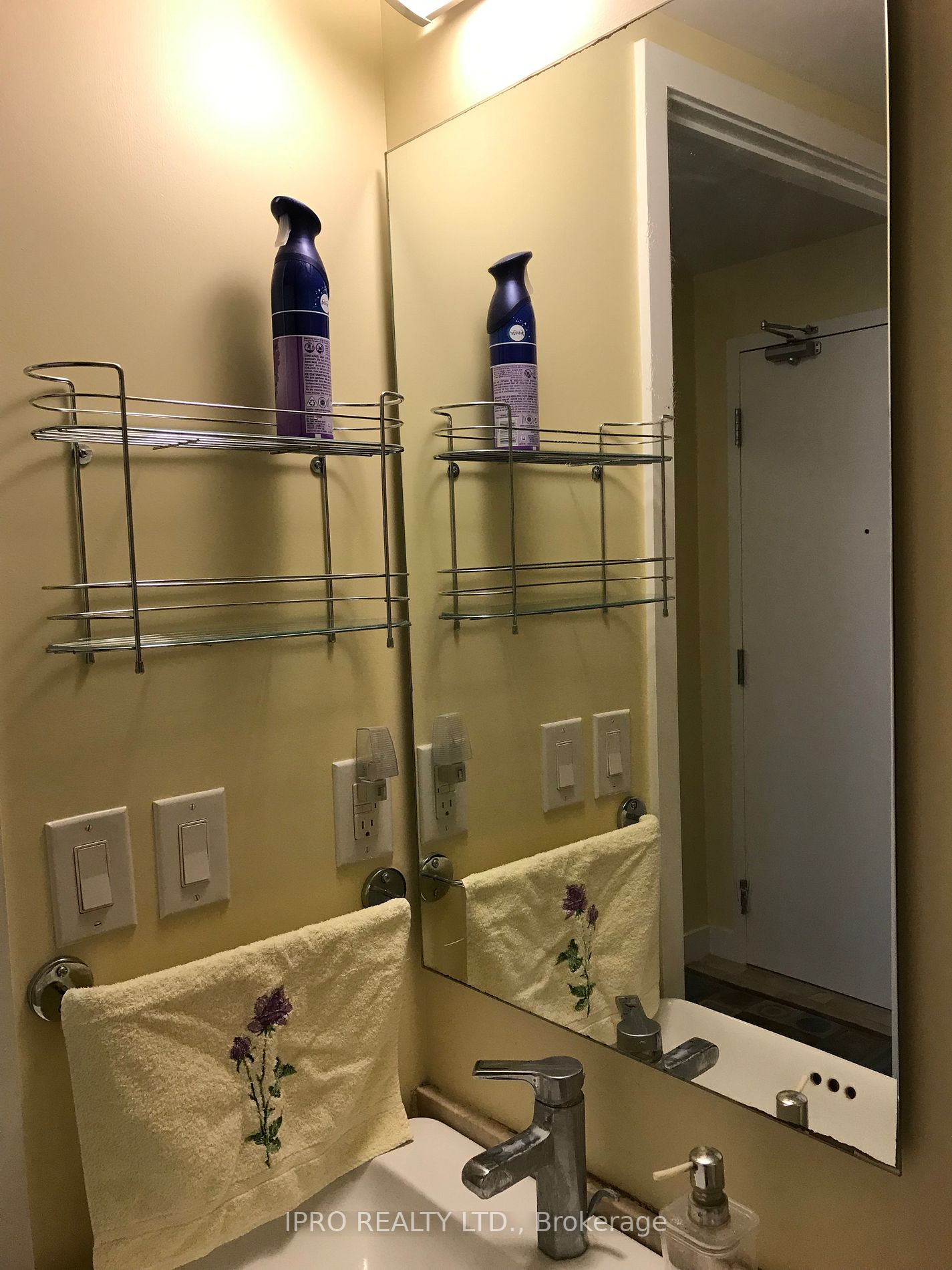 12 York St, #1501