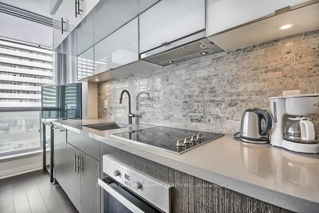8 Mercer St, #1212