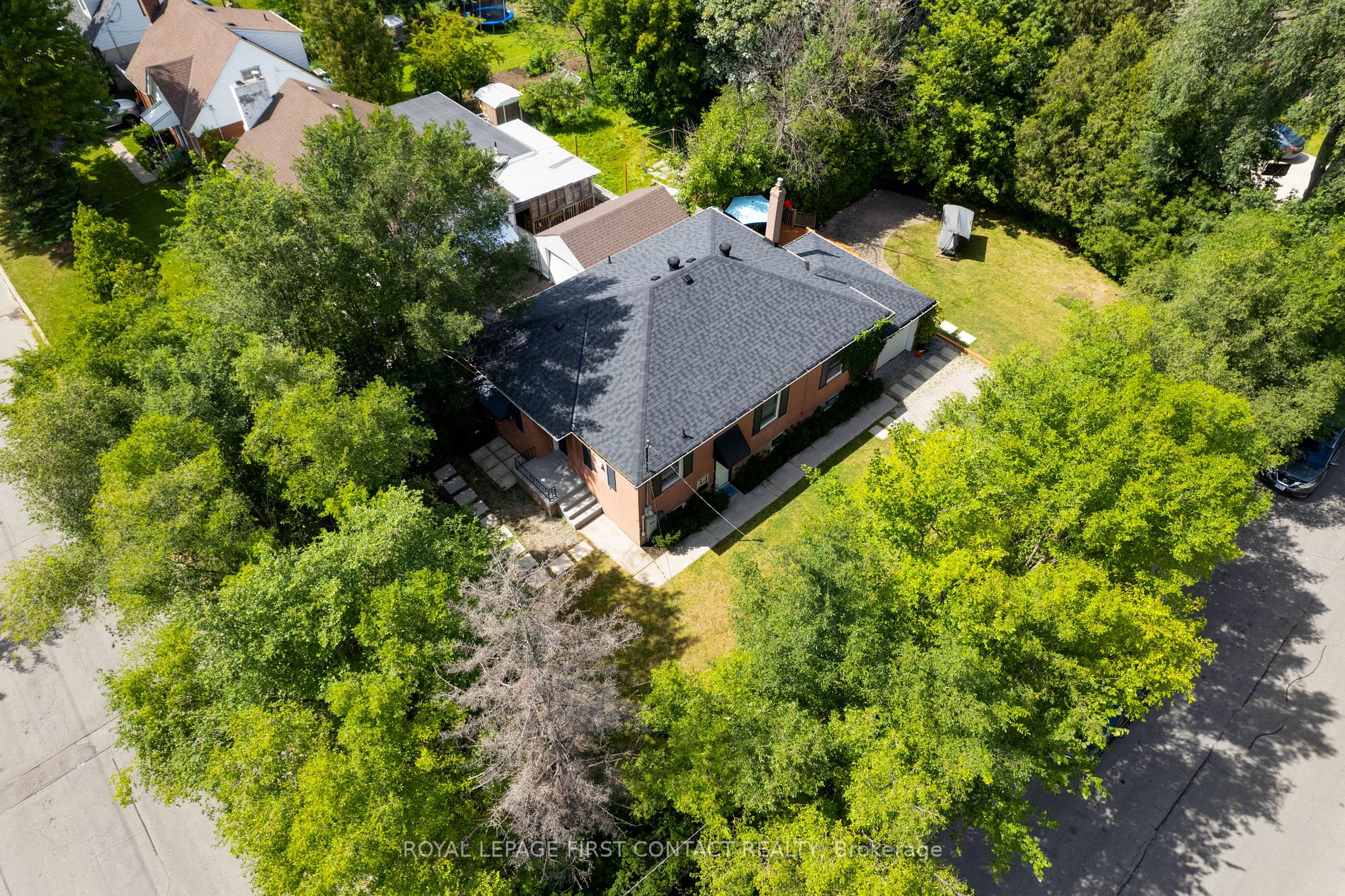 34 Touraine Ave