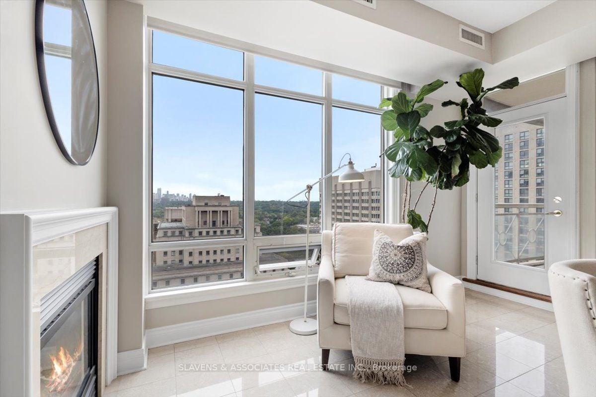 100 Hayden St, #2002