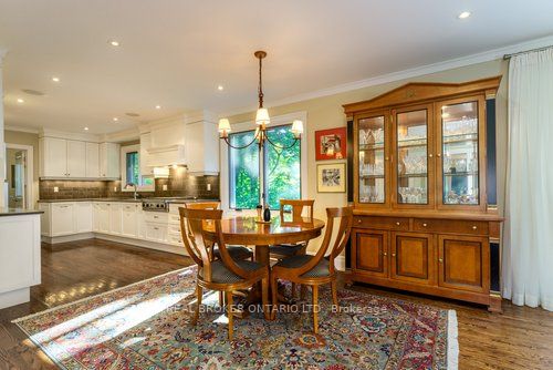 21 Sunnydene Cres