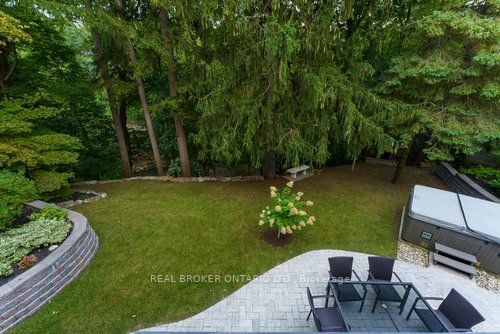 21 Sunnydene Cres
