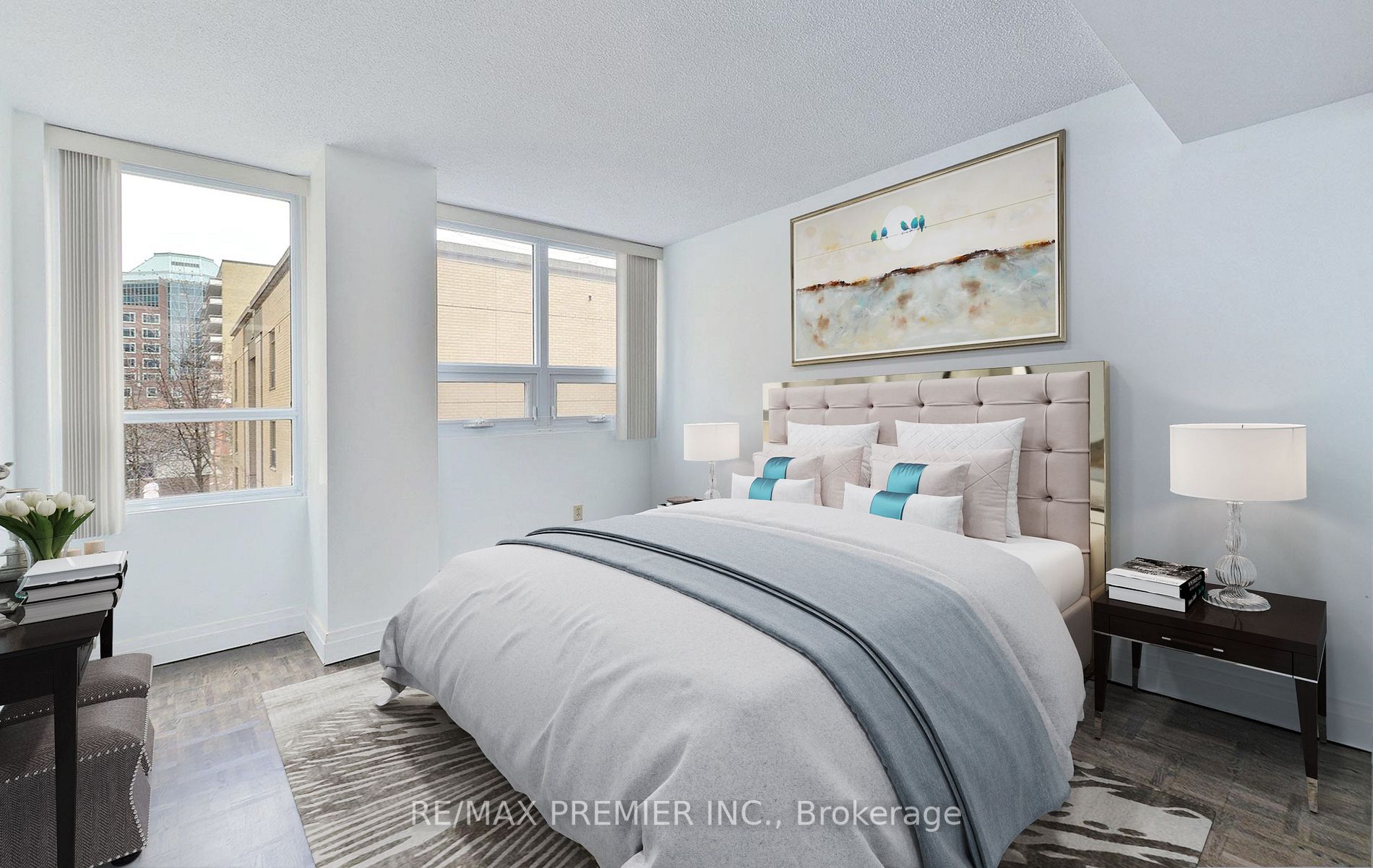 71 Charles St E, #302