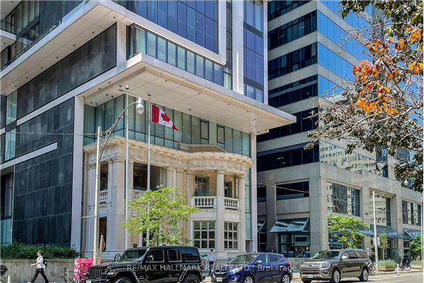 426 University Ave, Toronto