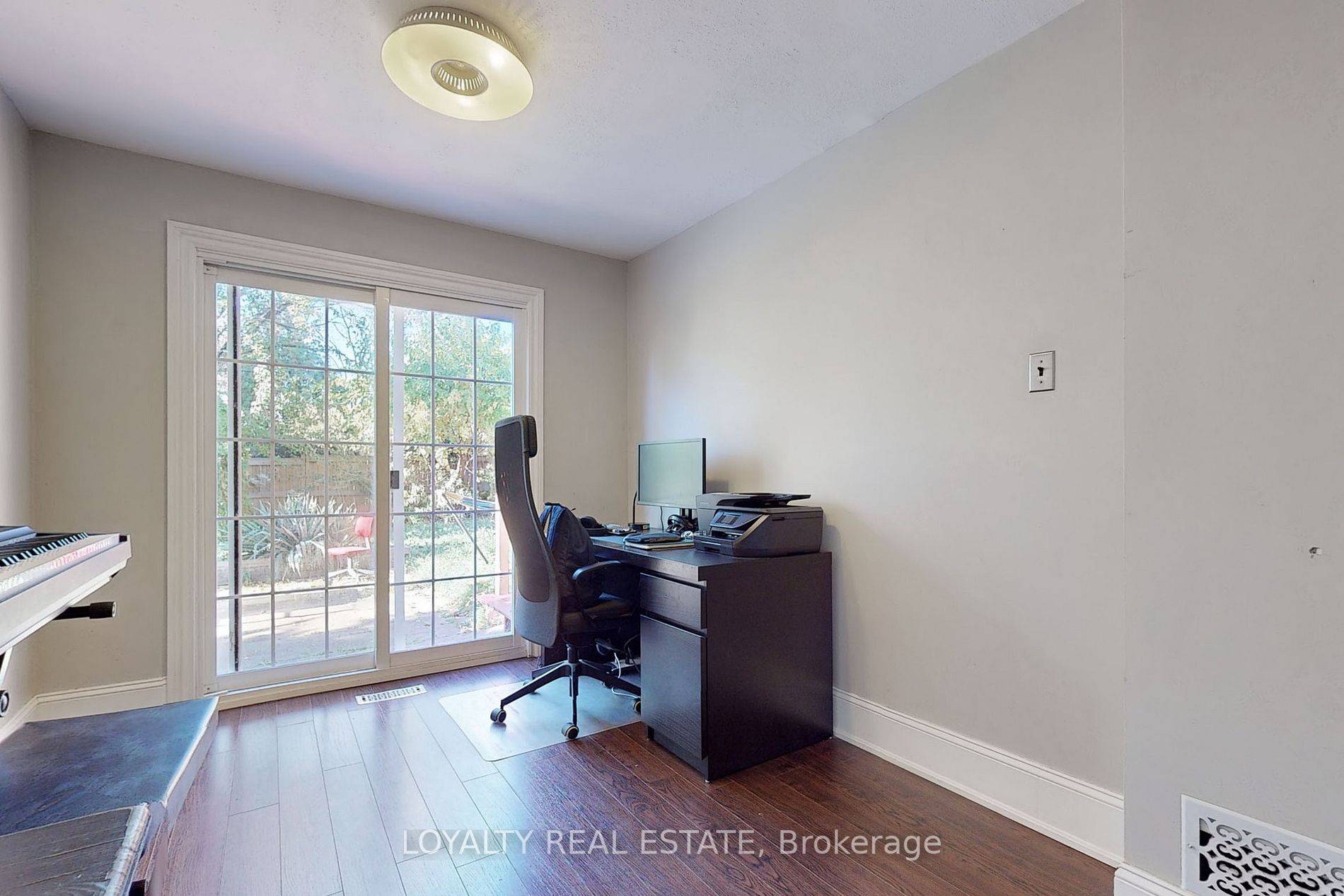 18 Lantana Crt