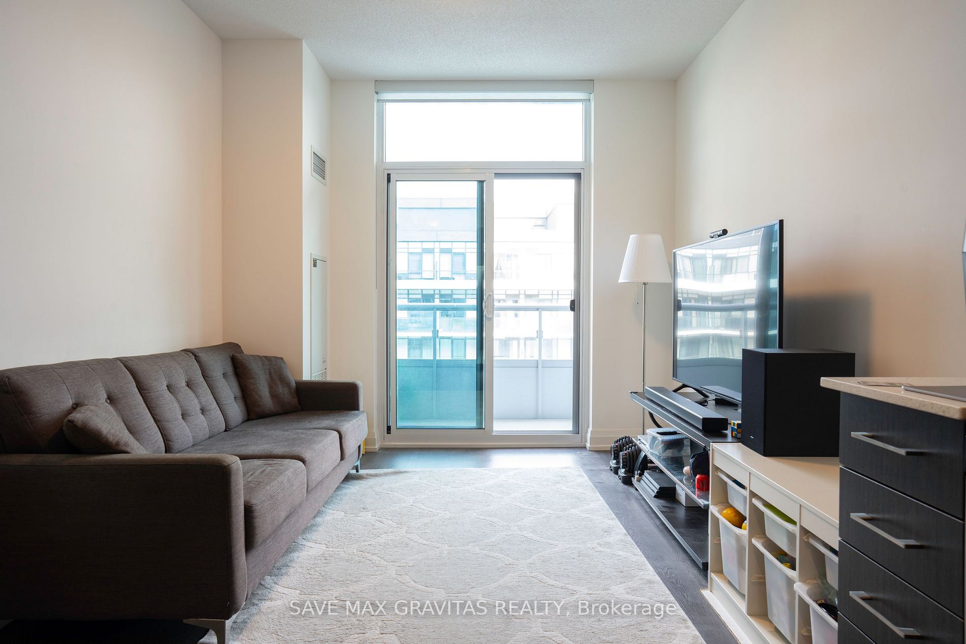 591 Sheppard Ave E, #702