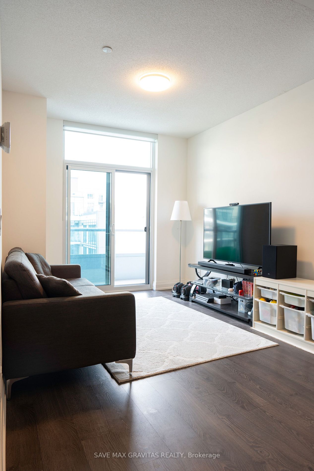 591 Sheppard Ave E, #702