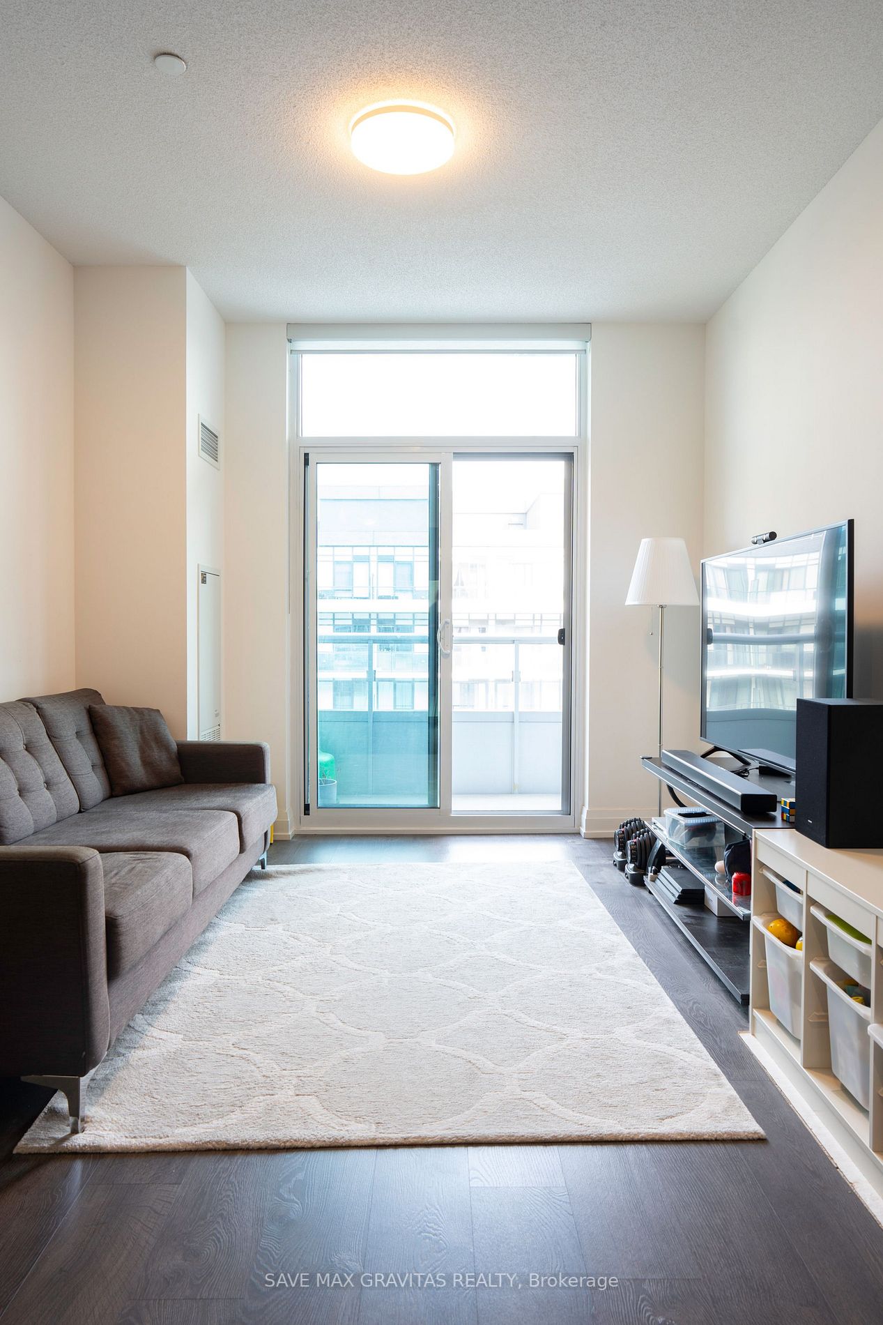 591 Sheppard Ave E, #702