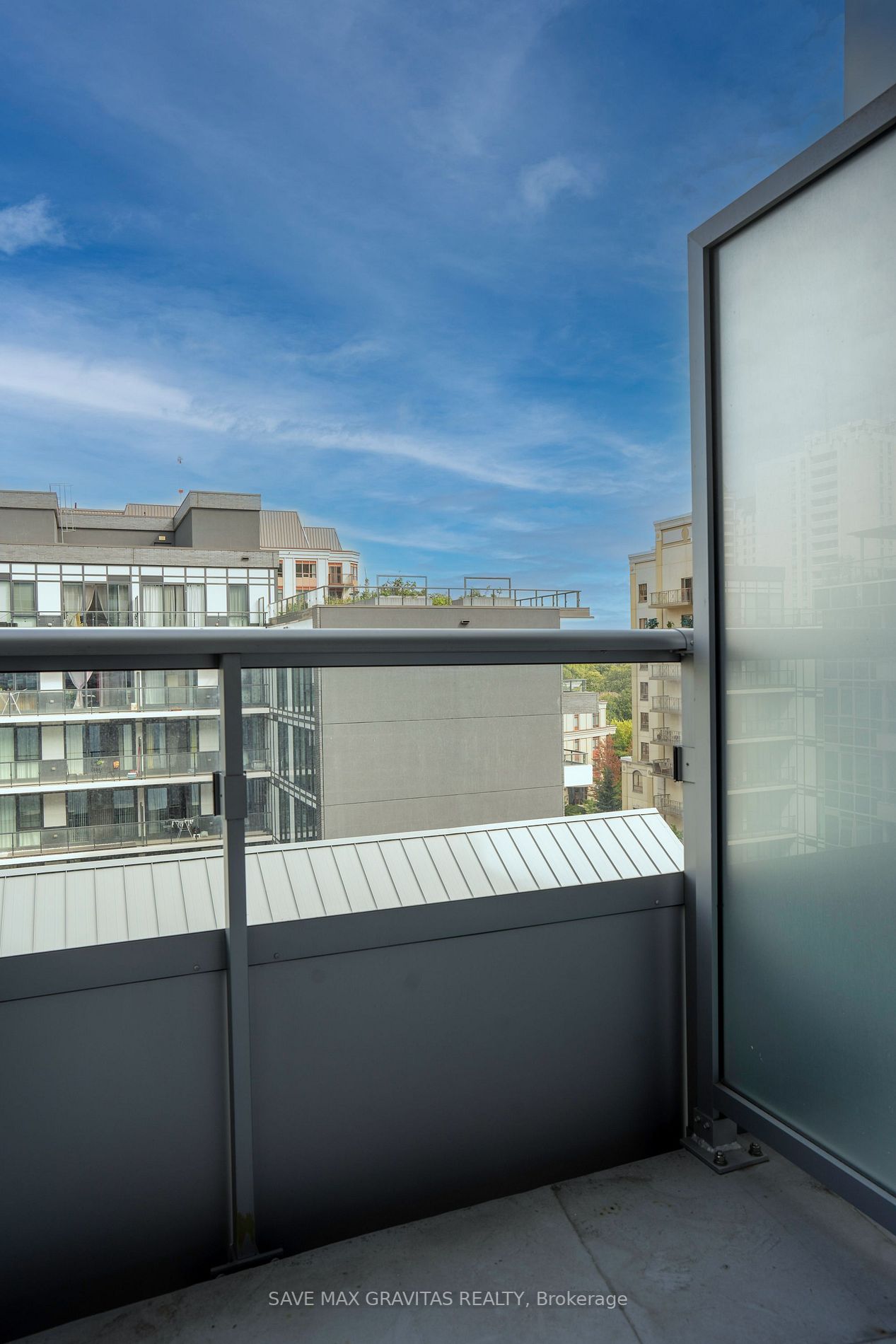 591 Sheppard Ave E, #702